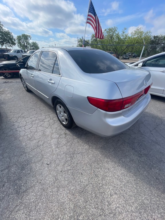 2005 Honda Accord Image 4