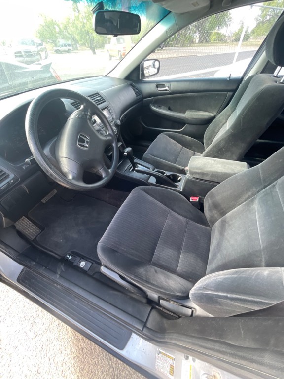 2005 Honda Accord Image 5