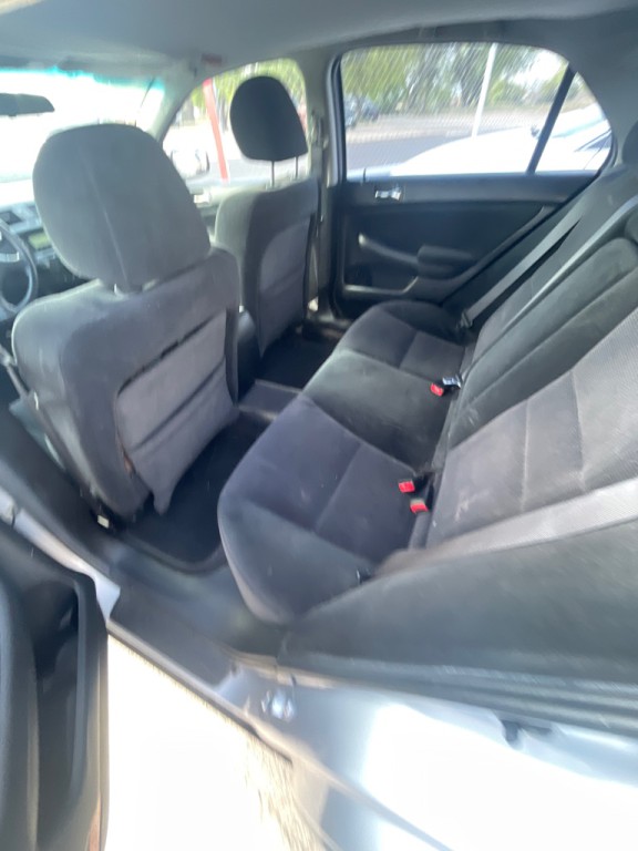 2005 Honda Accord Image 6