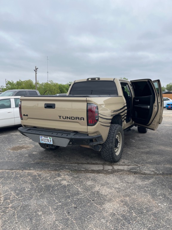 2017 Toyota Tundra Image 3