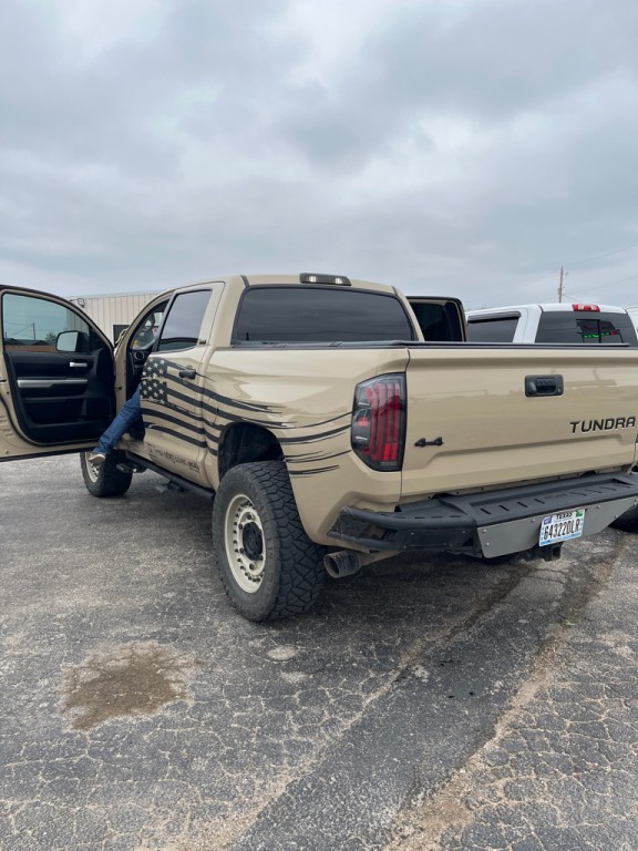 2017 Toyota Tundra Image 4