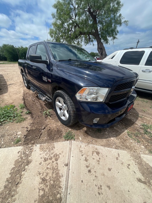 2014 RAM 1500 Image 2