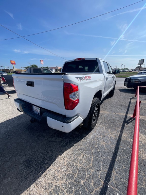 2015 Toyota Tundra Image 3