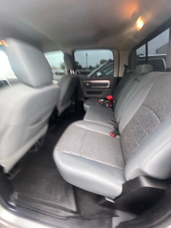 2016 RAM 1500 Image 6
