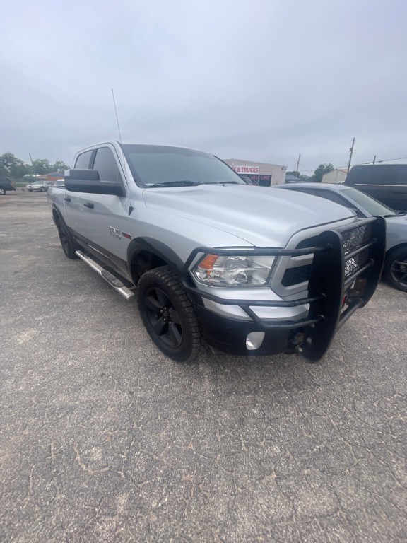 2016 RAM 1500 Image 9