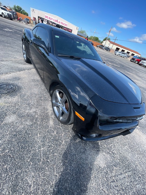 2013 Chevrolet Camaro Image 2