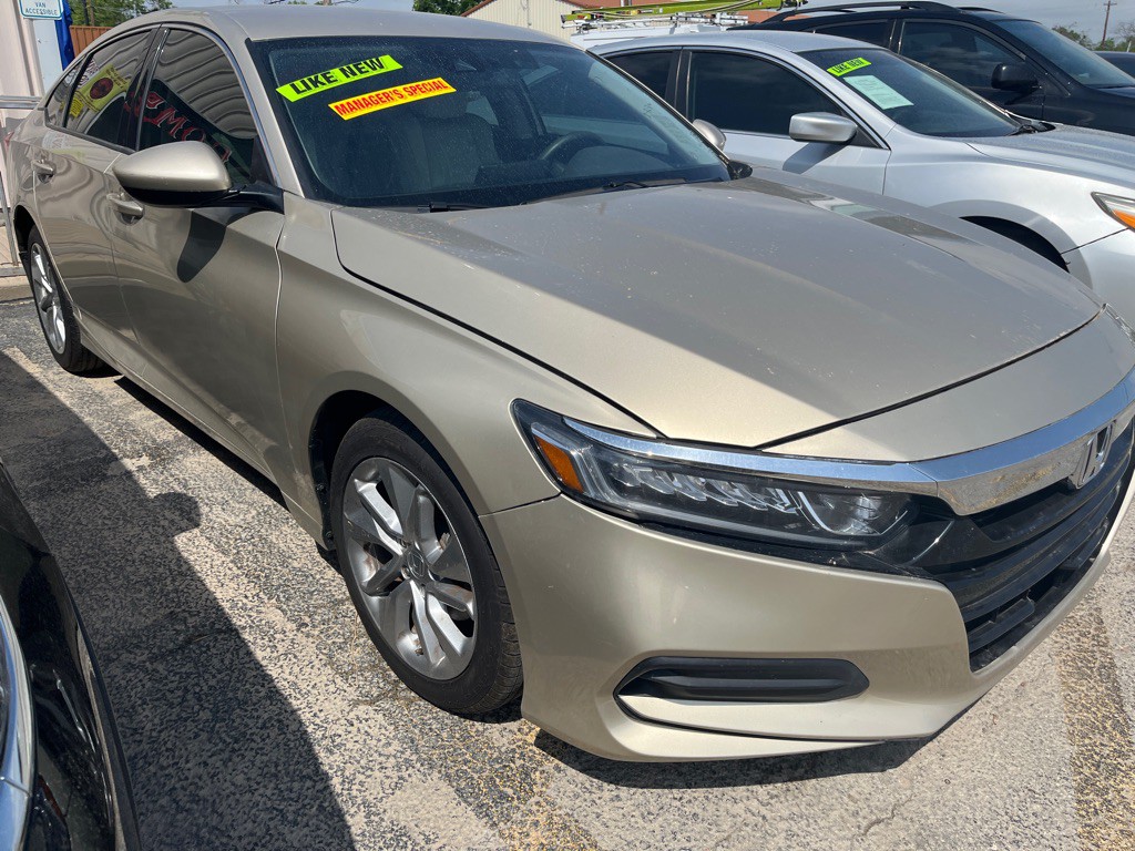 2019 Honda Accord Image 2