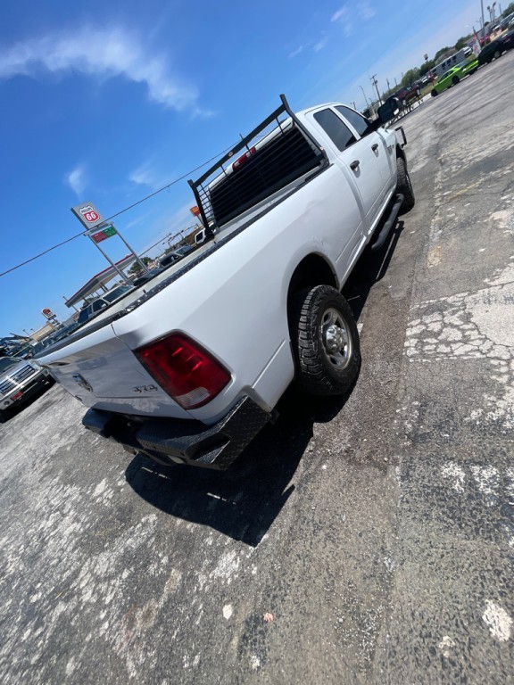 2011 Dodge Ram 2500 Image 3