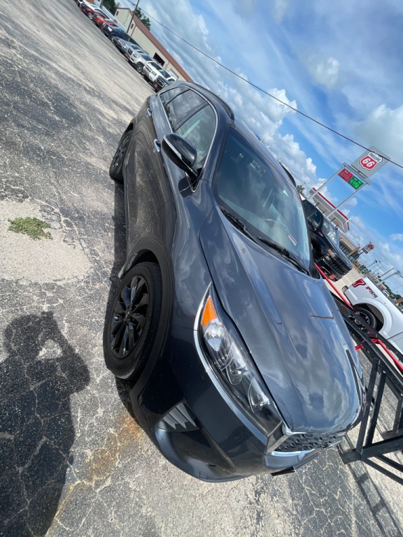 2019 Kia Sorento Image 2