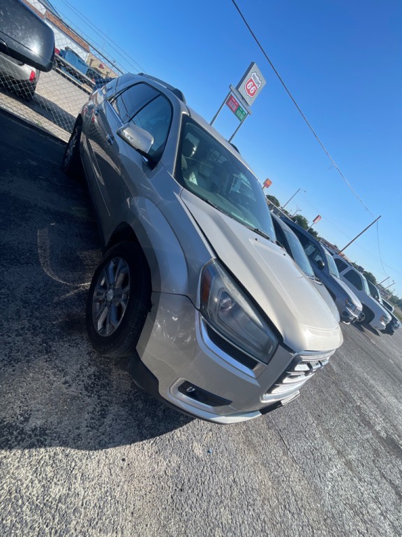 2013 GMC Acadia Image 2