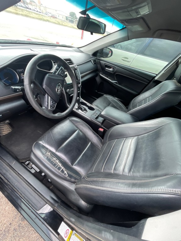 2016 Toyota Camry Image 5