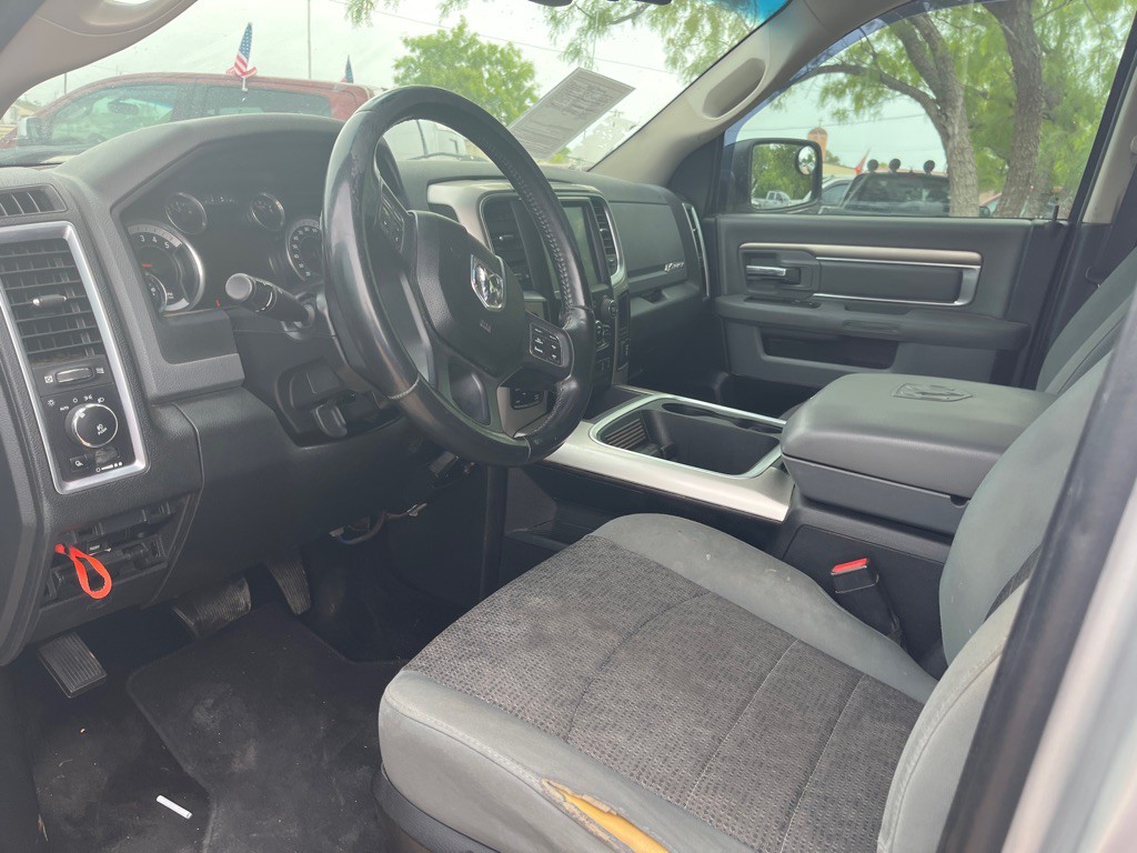 2016 RAM 1500 Image 5