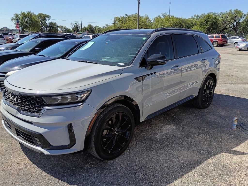 2022 Kia Sorento Image 2
