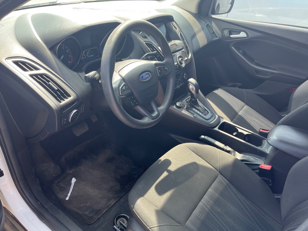 2017 Ford Focus Image 5