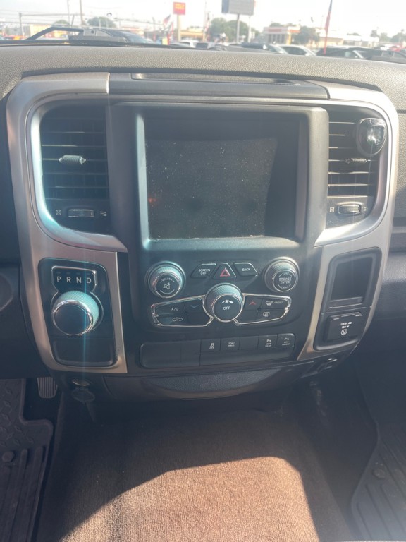 2016 RAM 1500 Image 4