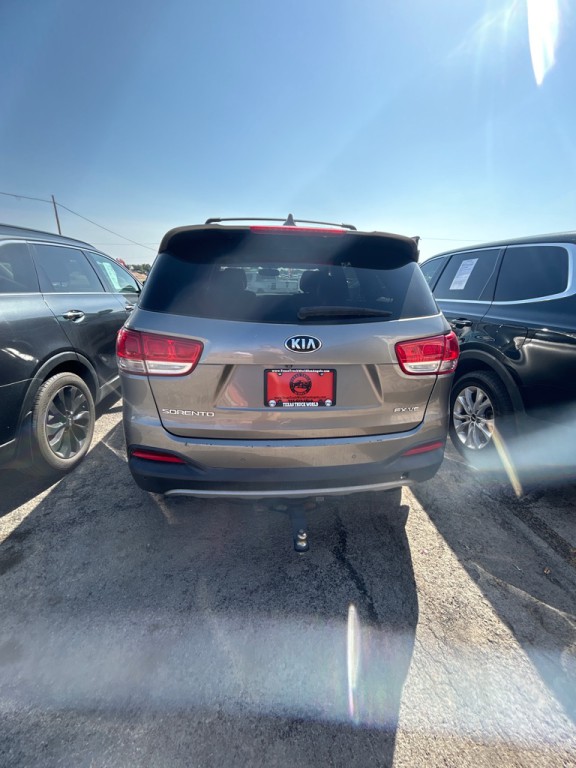 2016 Kia Sorento Image 3