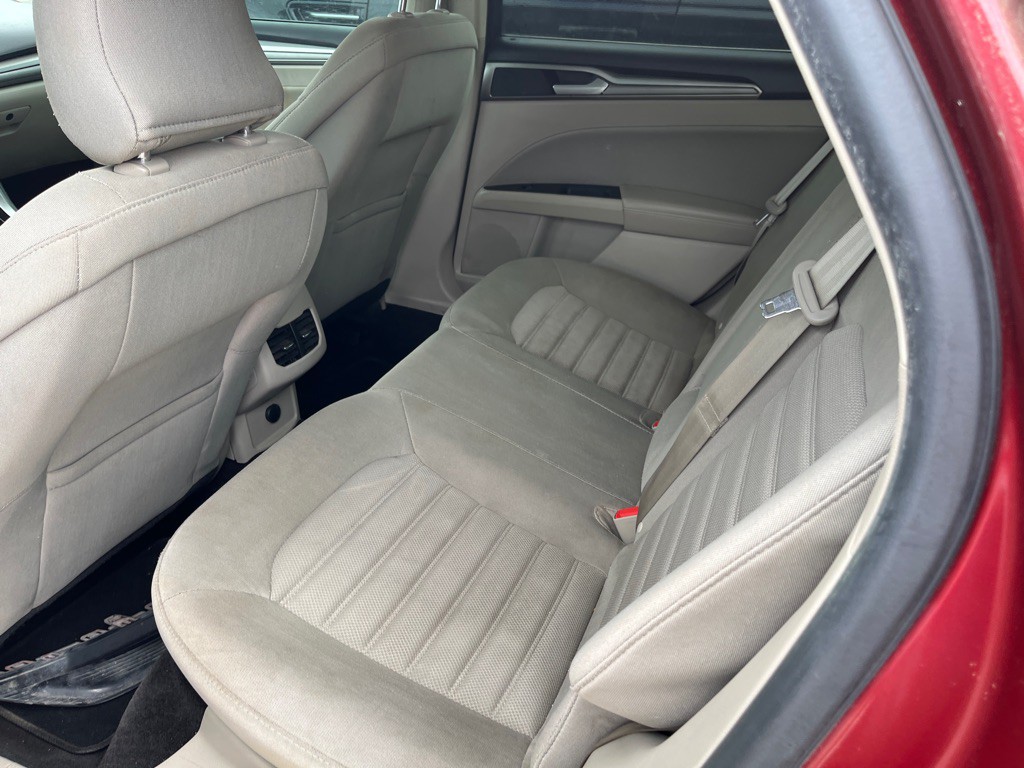 2018 Ford Fusion Image 8