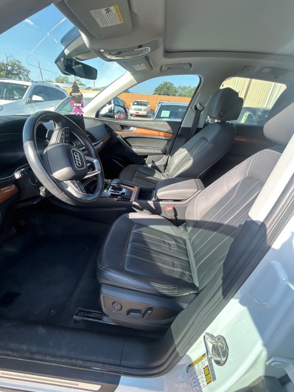 2021 Audi Q5 Image 3