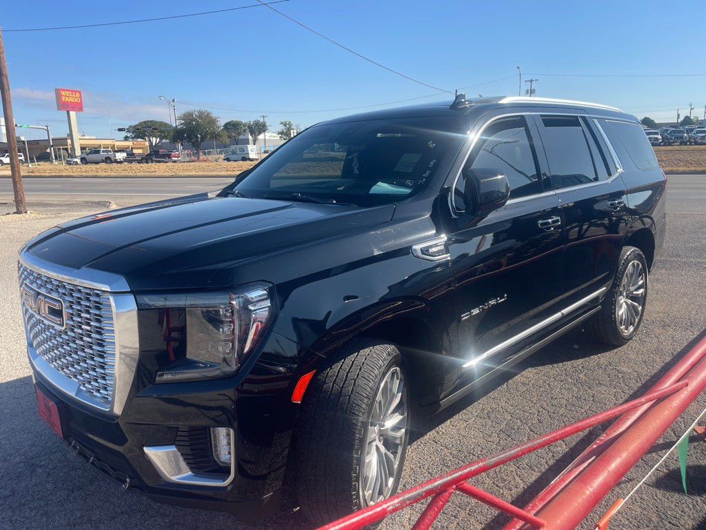2021 GMC Yukon Image 1