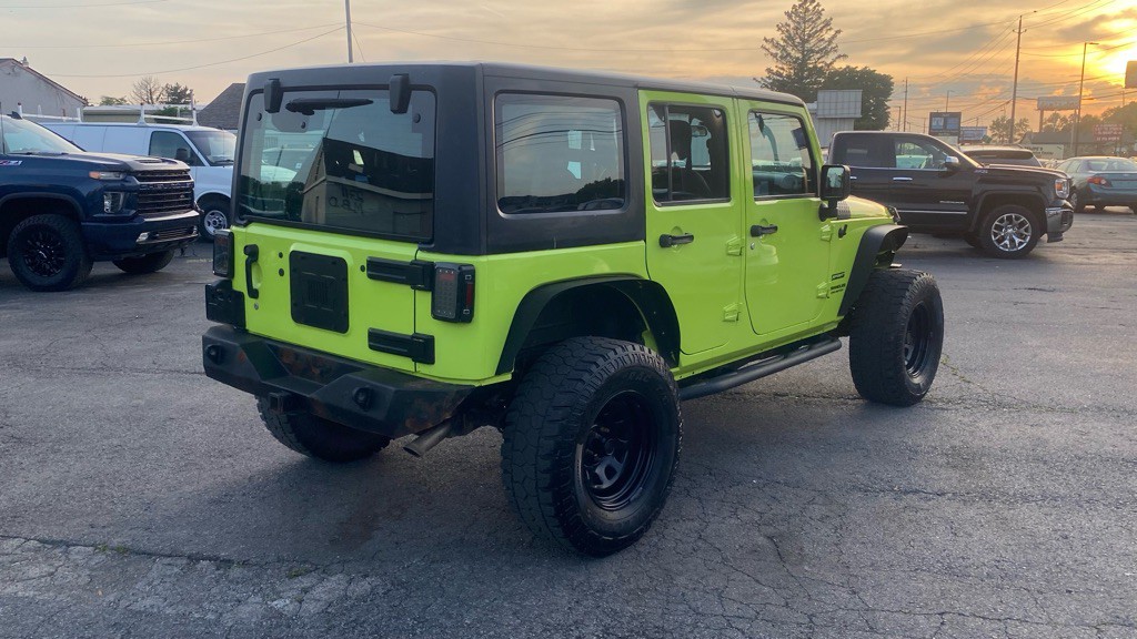 2017 Jeep Wrangler Unlimited Image 3