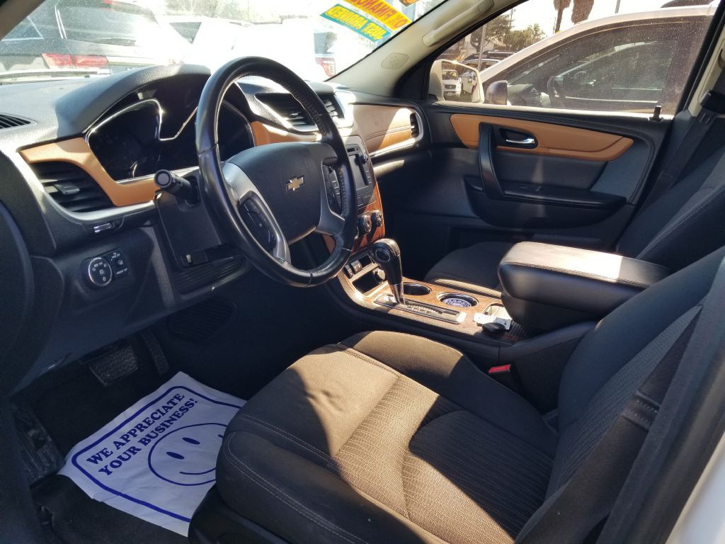 2014 Chevrolet Traverse Image 5