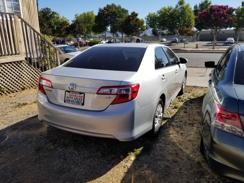 2012 Toyota Camry Image 3