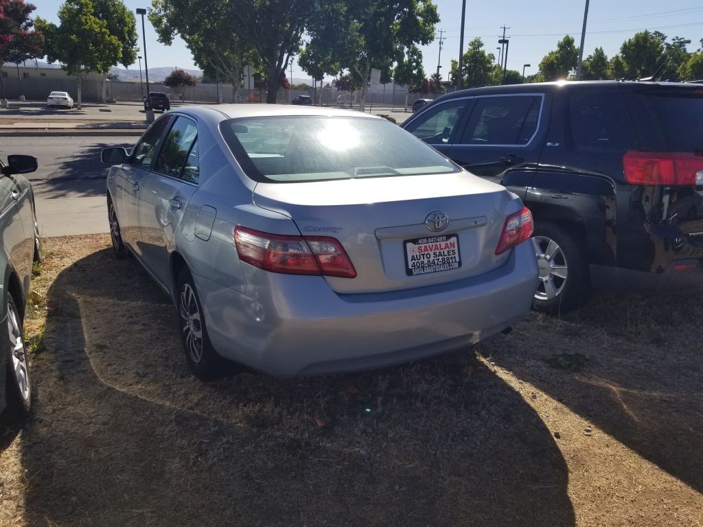 2008 Toyota Camry Image 2