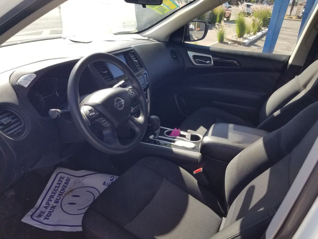 2018 Nissan Pathfinder Image 5