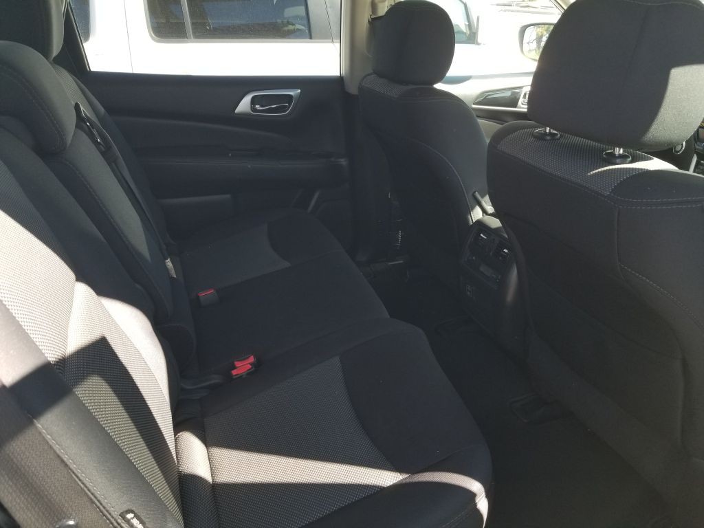 2018 Nissan Pathfinder Image 7
