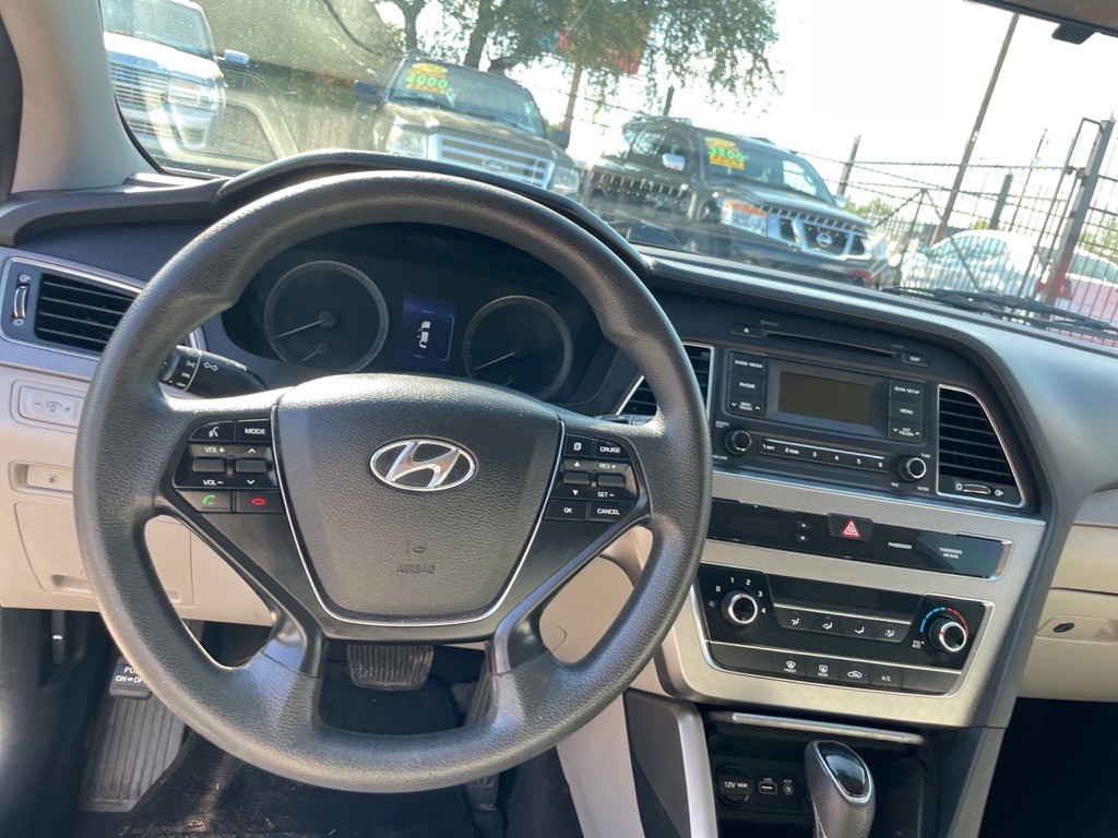 2017 Hyundai Sonata Image 13