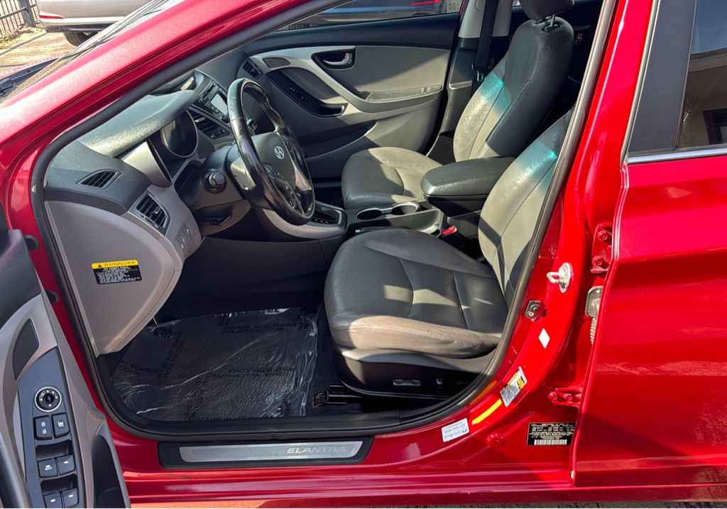 2015 Hyundai Elantra Image 10