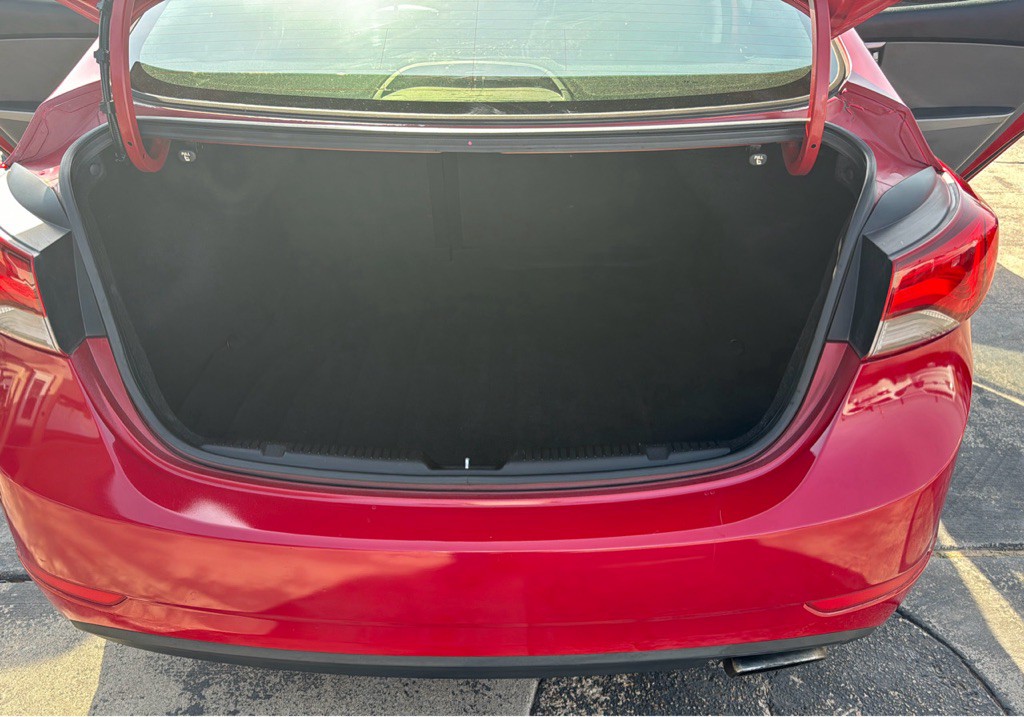 2015 Hyundai Elantra Image 20