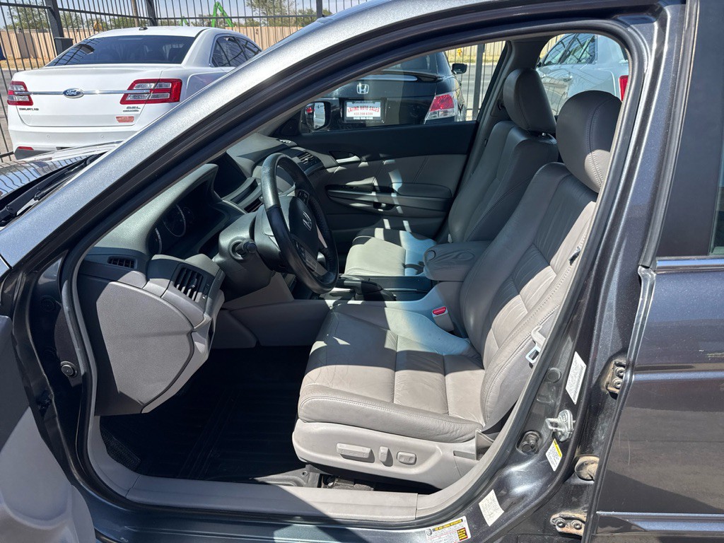2009 Honda Accord Image 9