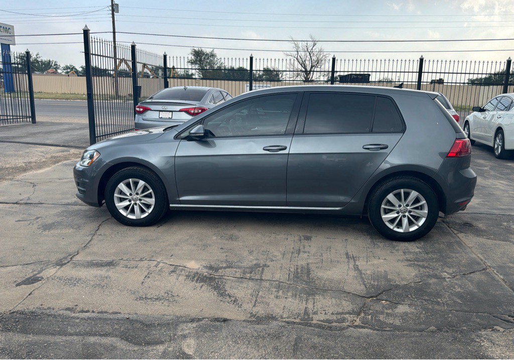 2017 Volkswagen Golf Image 4