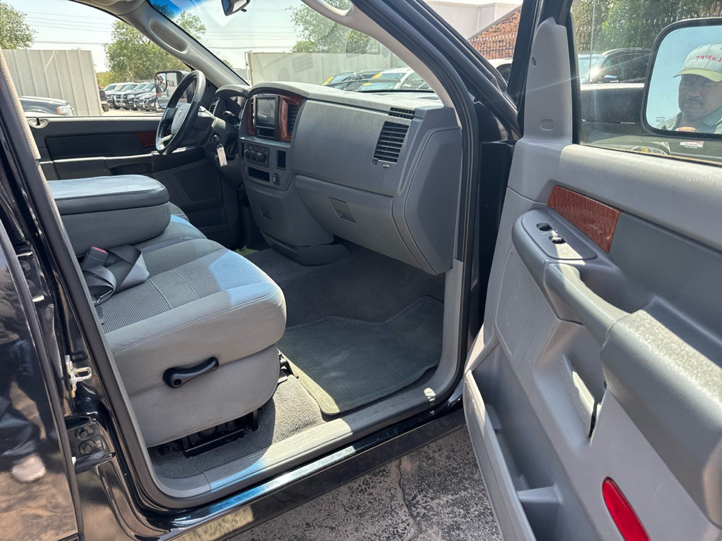 2006 Dodge Ram 2500 Image 16
