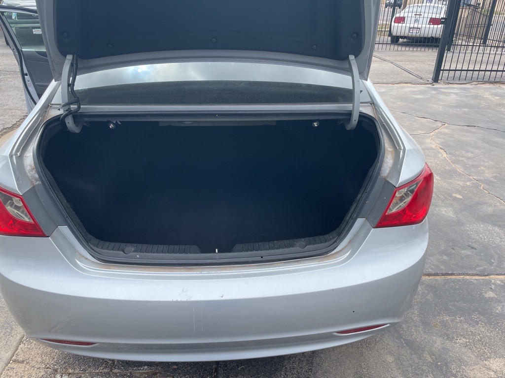 2011 Hyundai Sonata Image 15
