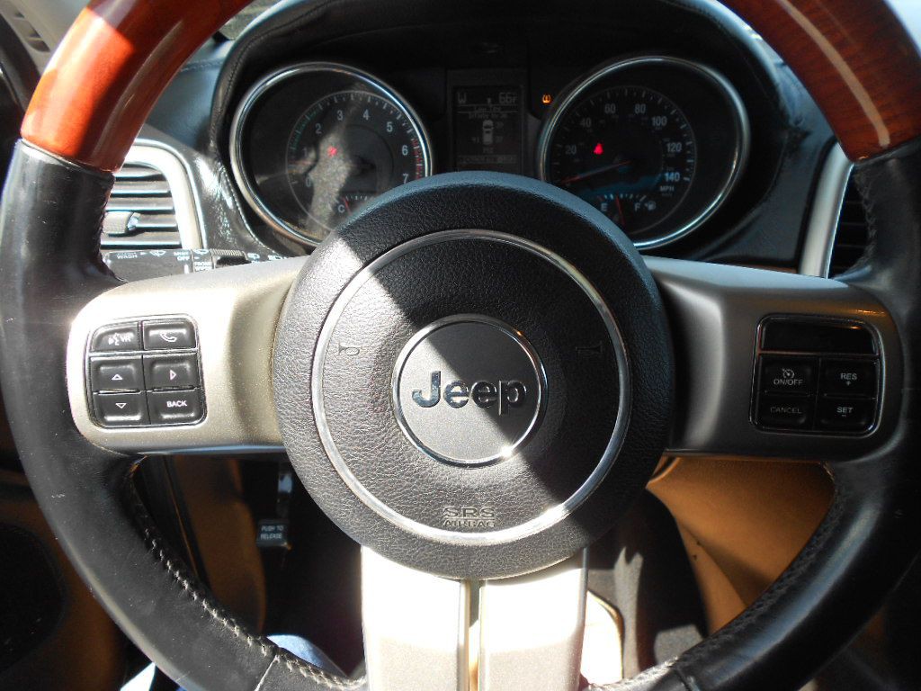 2013 Jeep Grand Cherokee Image 12