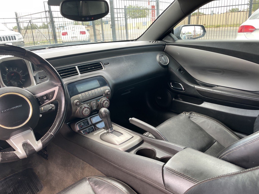 2010 Chevrolet Camaro Image 12