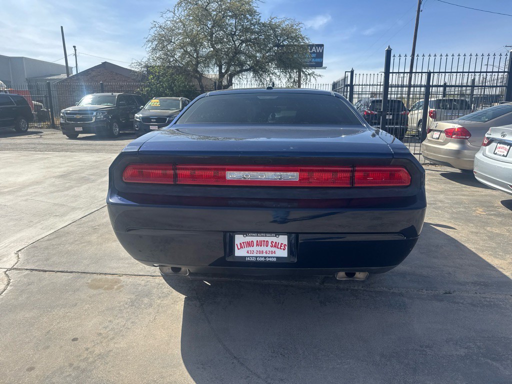 2014 Dodge Challenger Image 5