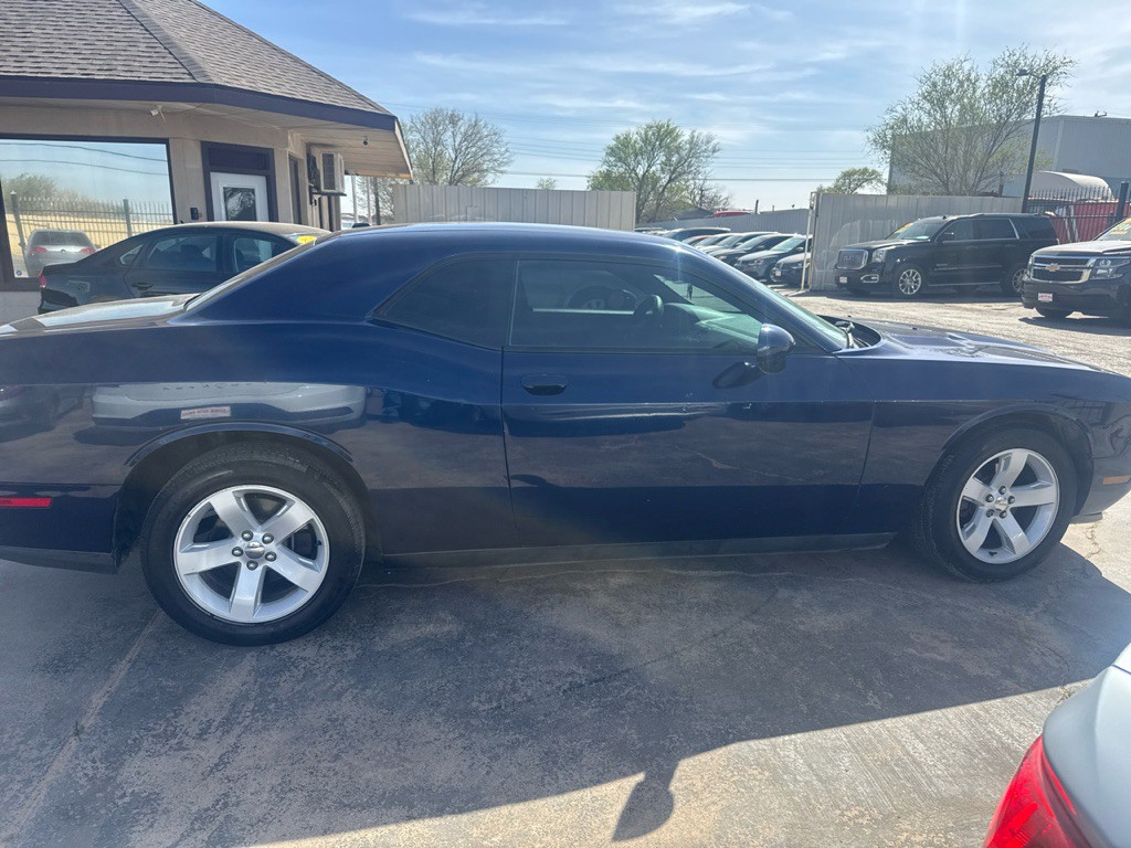 2014 Dodge Challenger Image 7