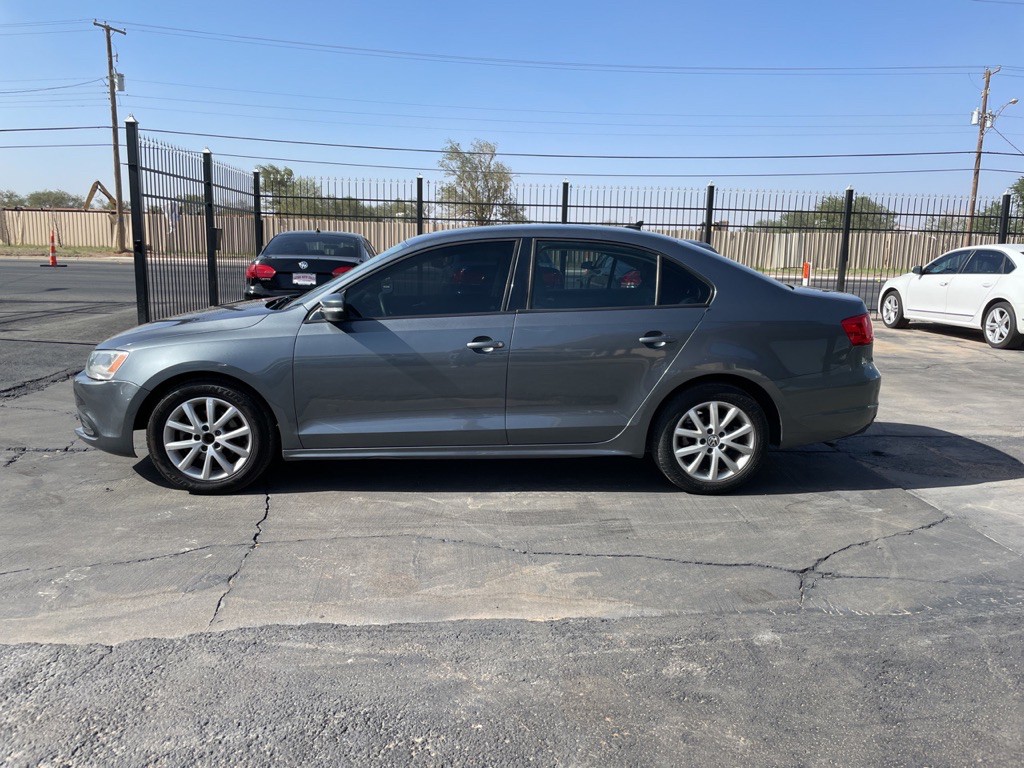 2012 Volkswagen Jetta Image 9