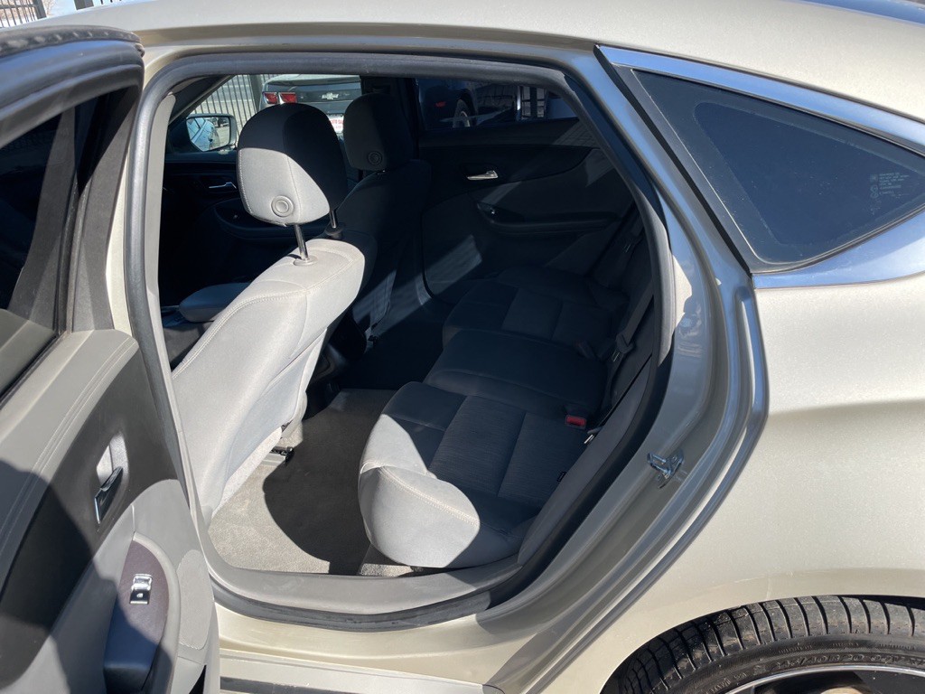 2014 Chevrolet Impala Image 12