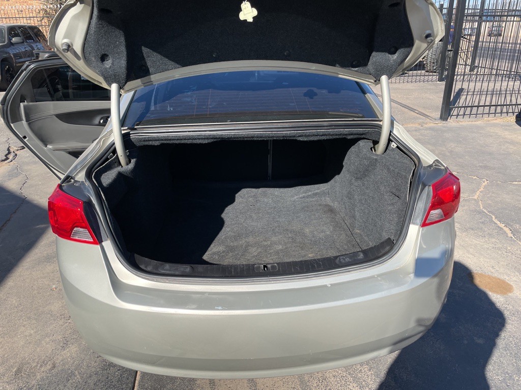 2014 Chevrolet Impala Image 14