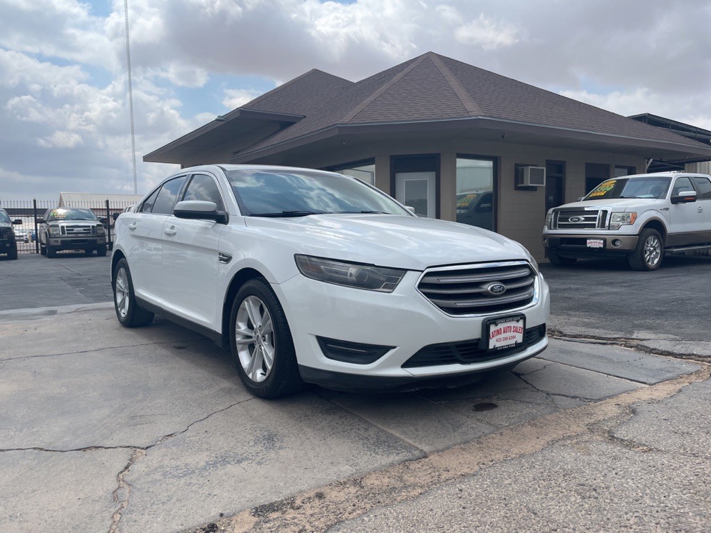 2013 Ford Taurus Image 2