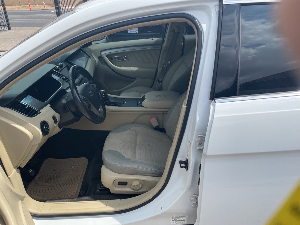 2013 Ford Taurus Image 10