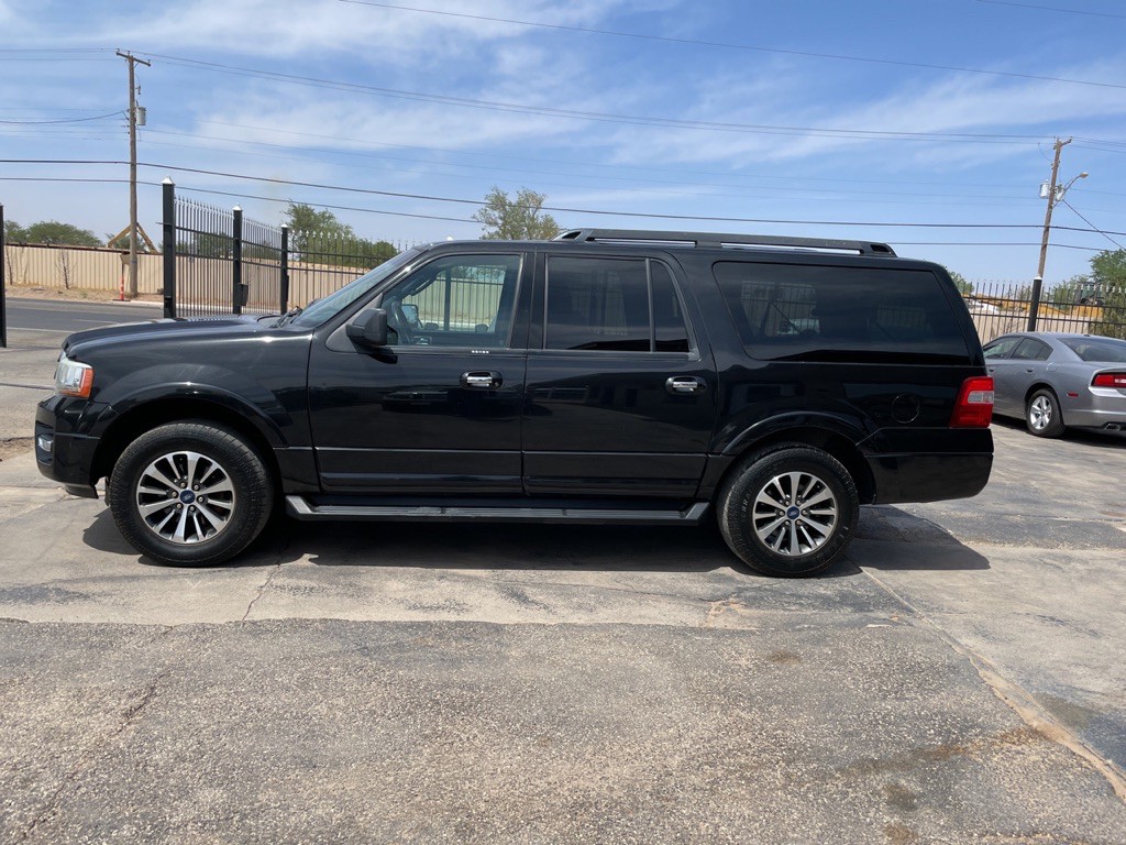 2015 Ford Expedition Image 2