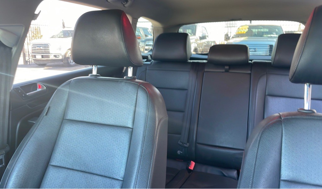 2014 Volkswagen Jetta Image 12
