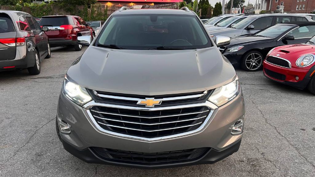 2019 Chevrolet Equinox Image 2