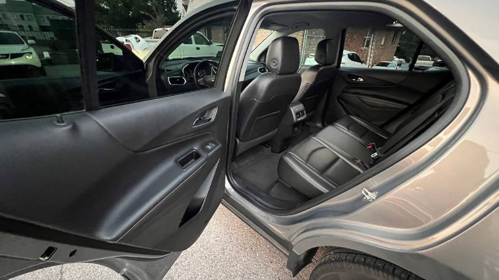 2019 Chevrolet Equinox Image 15
