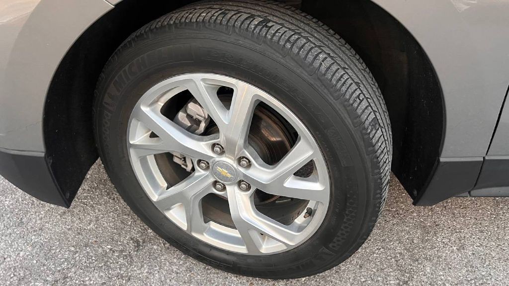 2019 Chevrolet Equinox Image 35